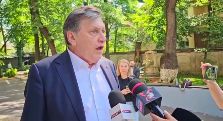 Crin Antonescu face turul partidelor/ De la sediul PSD, candidatul Alianței „România, Înainte”: „Să câștig! Ce altă speranță?”