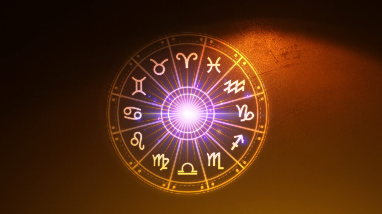 Cele două zodii pentru care luna IULIE înseamnă un nou început. Ce transformări îi așteaptă pe acești nativi