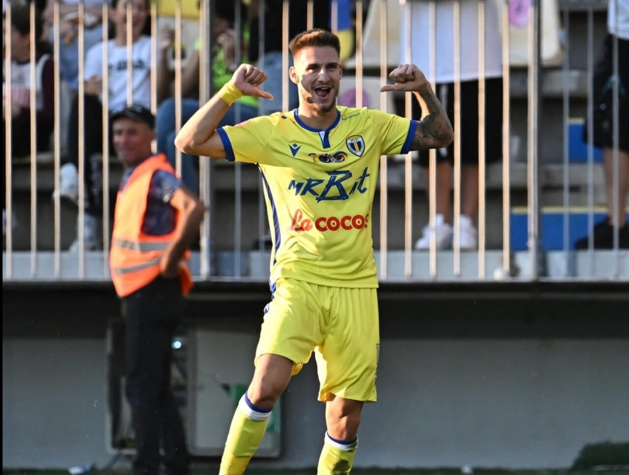 Detalii NEȘTIUTE despre transferul lui Mihnea Rădulescu de la Petrolul la Universitatea Craiova