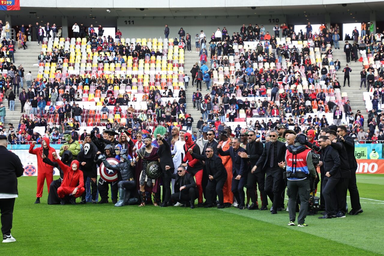 Spiderman, Batman, Superman și Zorro au venit la FCSB – U. Craiova! Surpriză imensă la Arena Națională (FOTO)