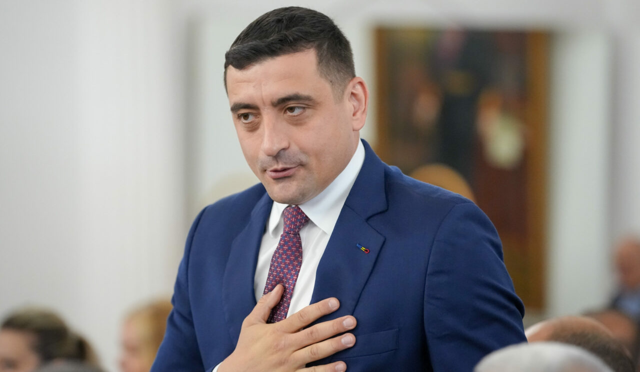 George Simion: Trebuie să construim pe Muntele Mic, în Caraș-Severin și la Băile Herculane un pol de atracție pentru TURIȘTI