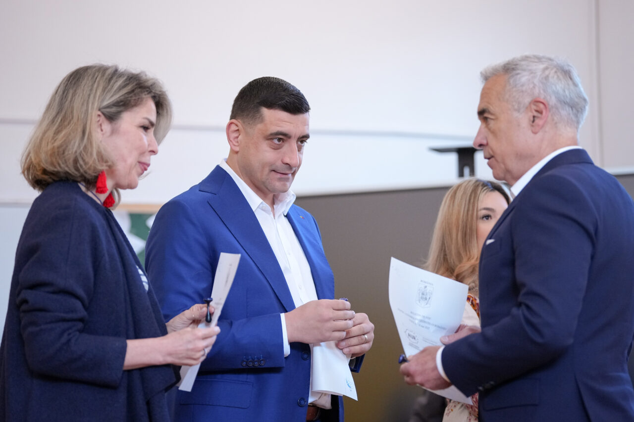 Călin Georgescu: „Unde-s mulți puterea crește”. Așadar, să fim mulți la vot, vom fi puternici!”