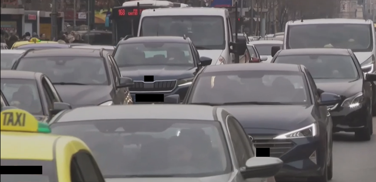 Piața mașinilor second-hand este în CREȘTERE în România, iar vânzările autoturismelor electrice scad. Cum ar putea schimba balanța Programul Rabla