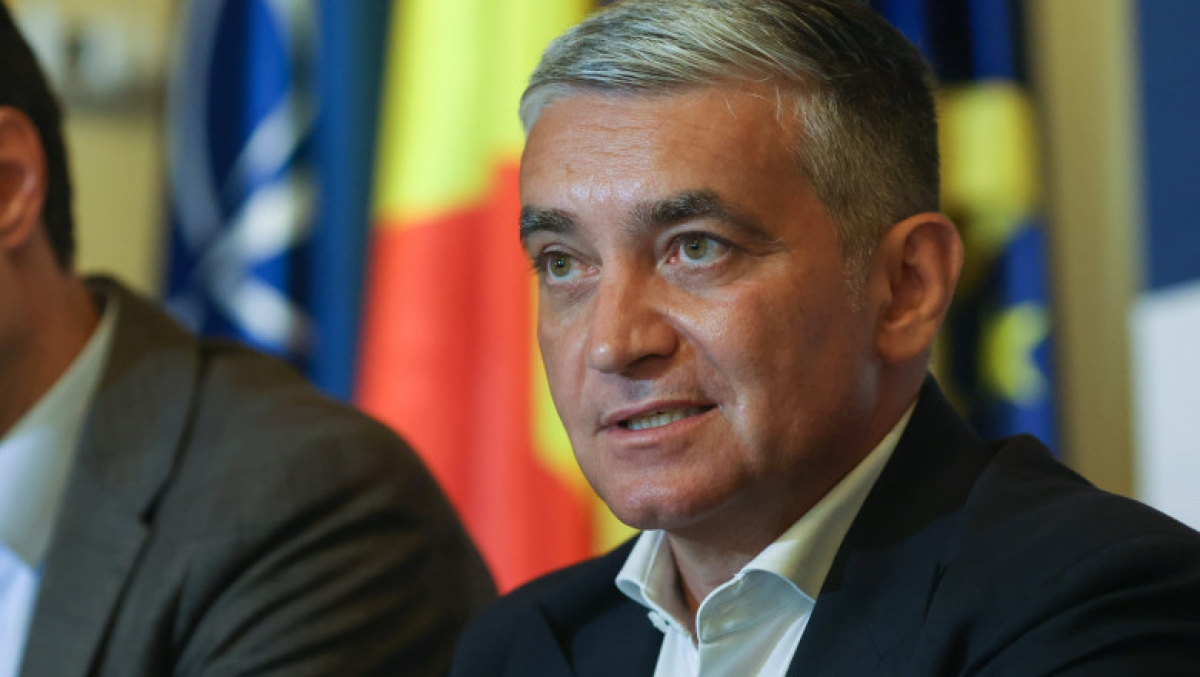 Primarul din Sinaia, Vlad Oprea, a fost ARESTAT preventiv. Decizia nu este definitivă
