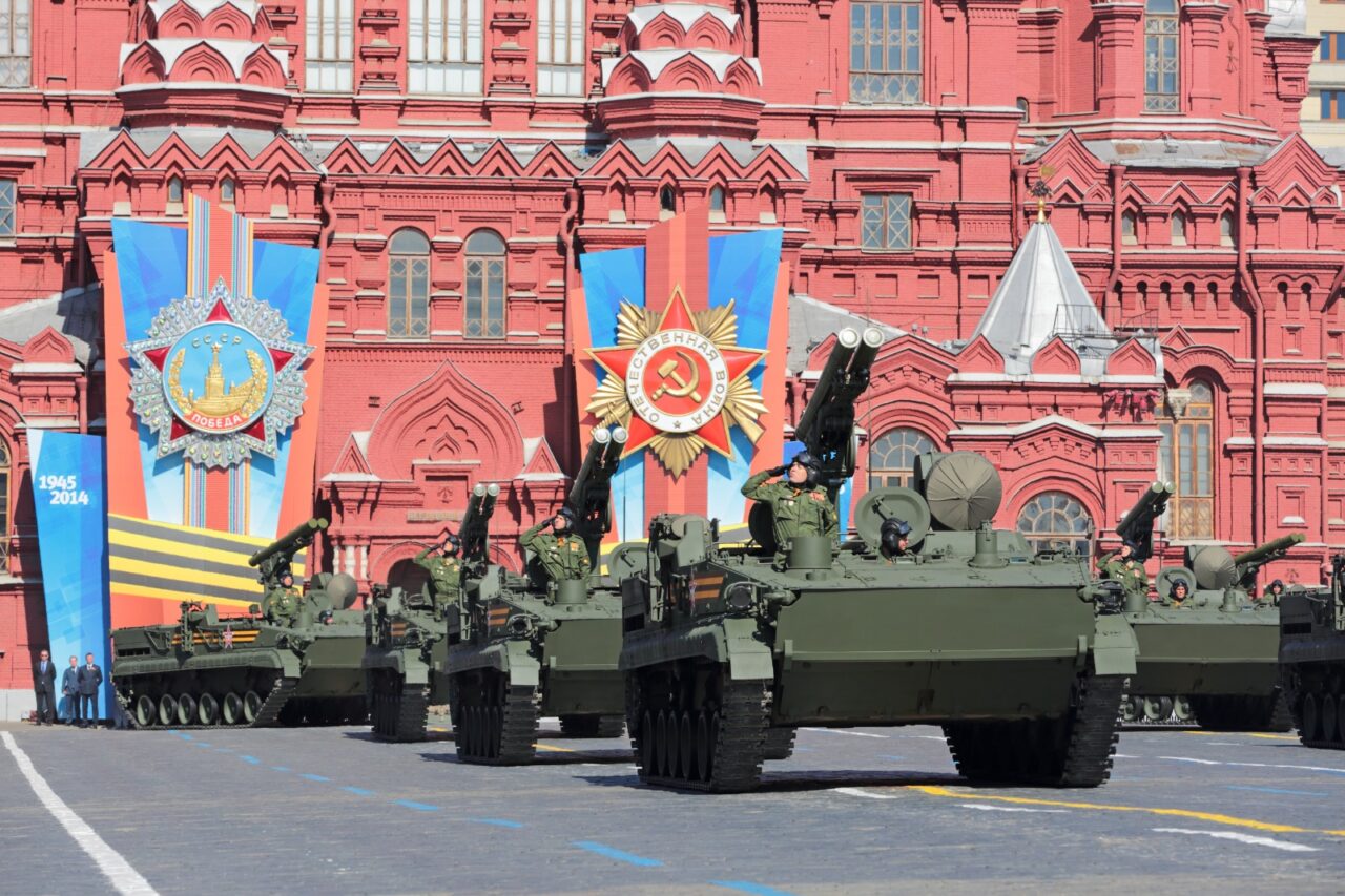 Cine sunt parlamentarii europeni care merg la parada lui Putin de Ziua Victoriei. Războiul din Ucraina, motivul invocat pentru participare