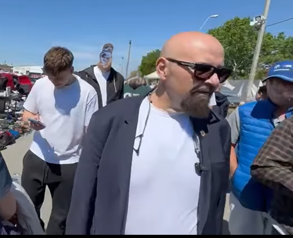 Piedone a mers în târg și a îndemnat oamenii să meargă să voteze: „Nu contează cu cine. Ieșiți la vot!”