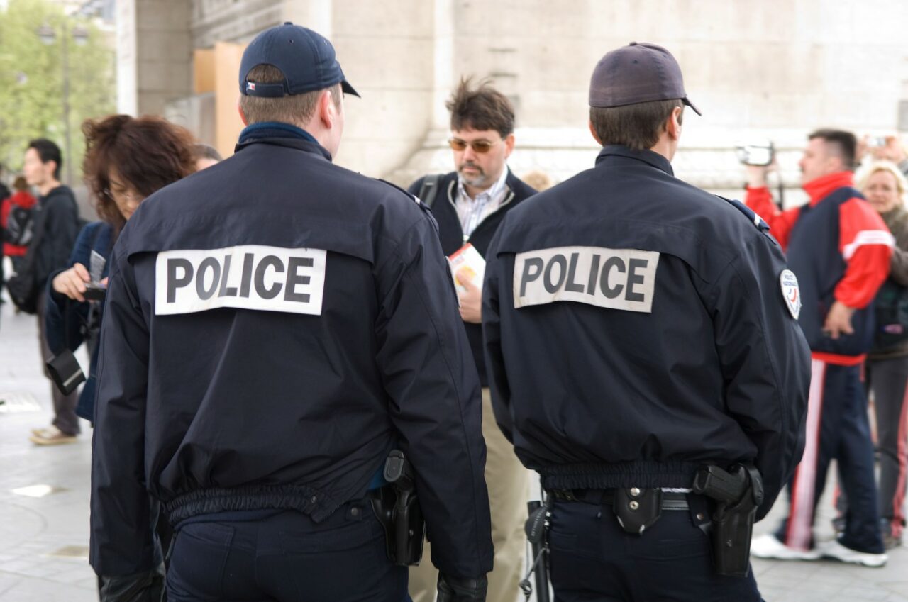 Tentativă de RĂPIRE în centrul Parisului asupra fiicei unui afacerist în domeniul criptomonedelor