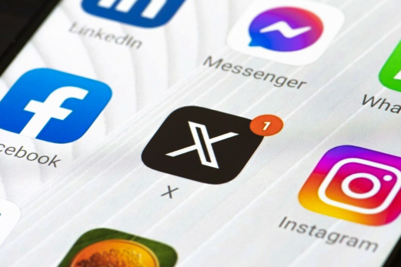 Platforma X a lui Elon Musk, NEFUNCȚIONALĂ pentru mii de utilizatori din SUA