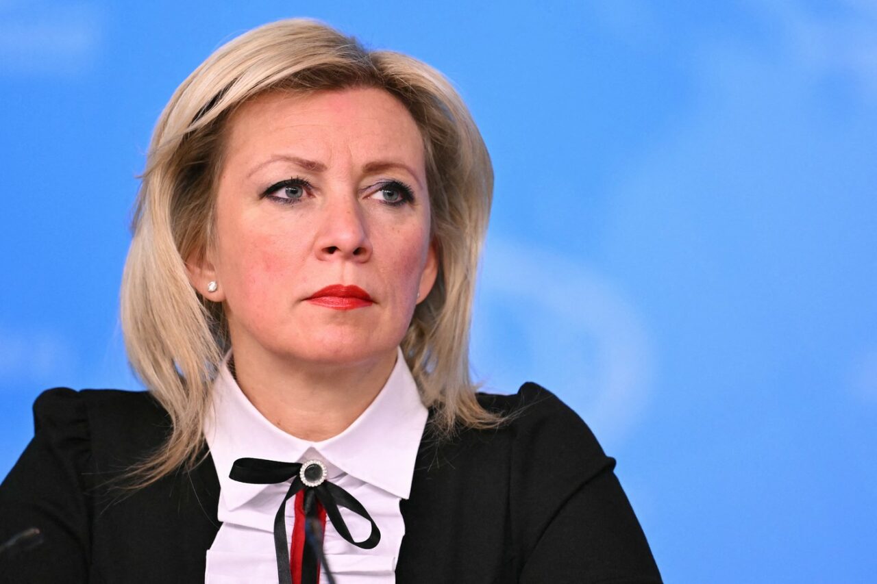 Maria Zakharova îl acuză pe Emmanuel Macron că a „controlat” ALEGERILE din România și spune că Nicușor Dan nu ar fi câștigat „legal”