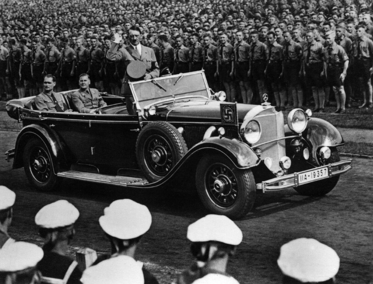 Pasiunea ascunsă a lui Hitler pentru BOLIZI de lux. Cum arăta bijuteria auto preferată de liderii naziști, inclusiv de Ion Antonescu