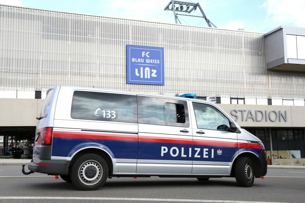 Un român a murit într-un accident rutier în Austria, după ce a fost acroșat și târât sute de metri de un autoturism