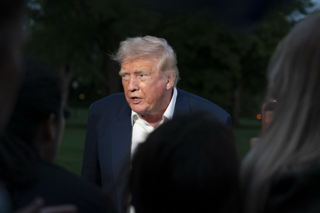 Trump nu exclude folosirea forței militare pentru anexarea GROENLANDEI /„Avem nevoie foarte mult” de acest teritoriu