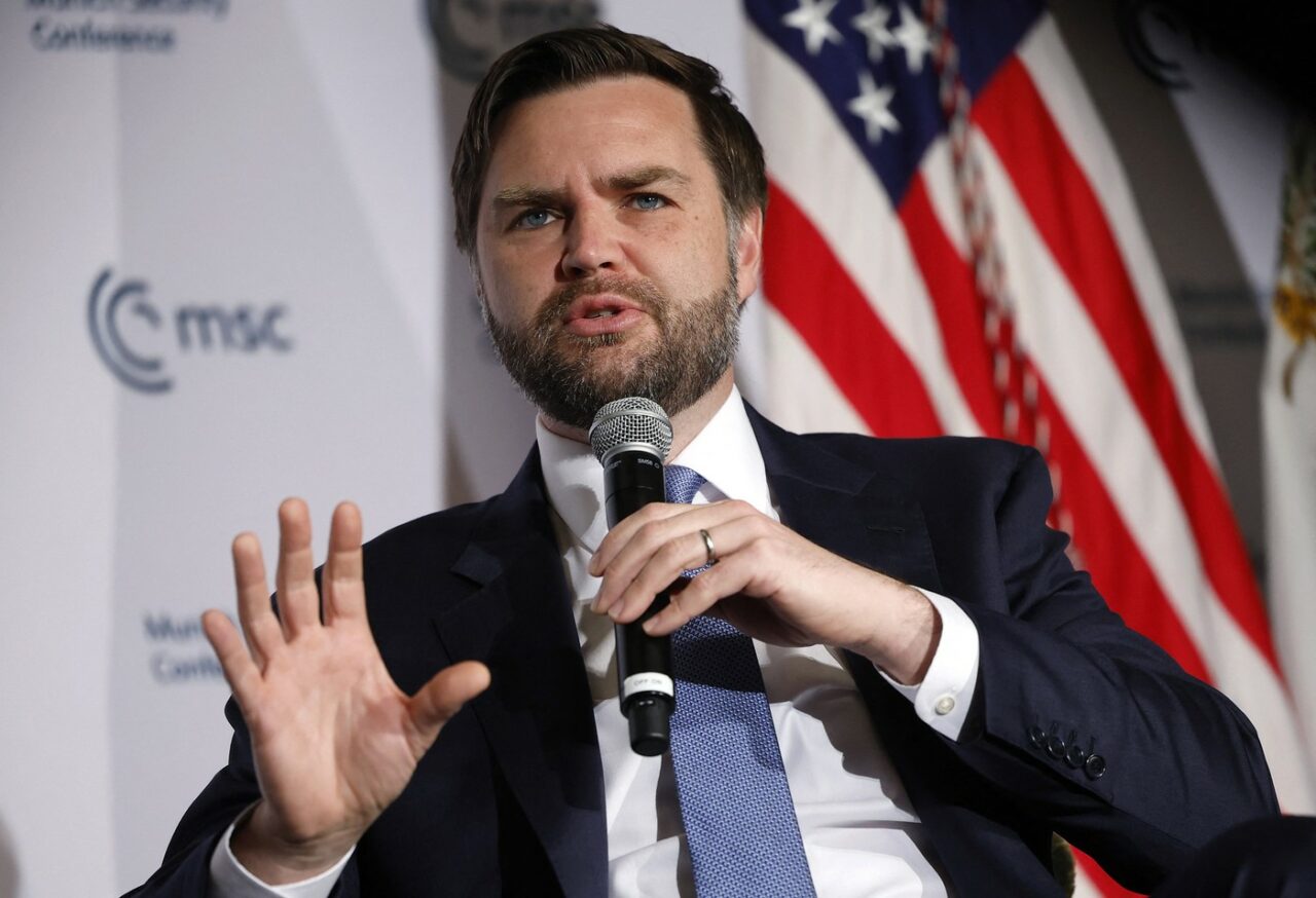 J.D. Vance: Rușii „cer prea mult” pentru a pune capăt războiului, este momentul ca Ucraina și Rusia să poarte negocieri DIRECTE