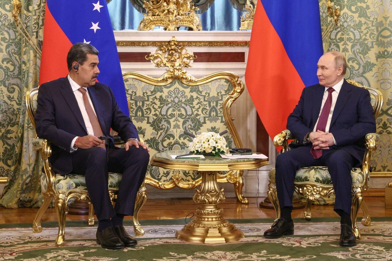 Rusia și Venezuela semnează un acord de parteneriat STRATEGIC, în contextul relațiilor internaționale tensionate
