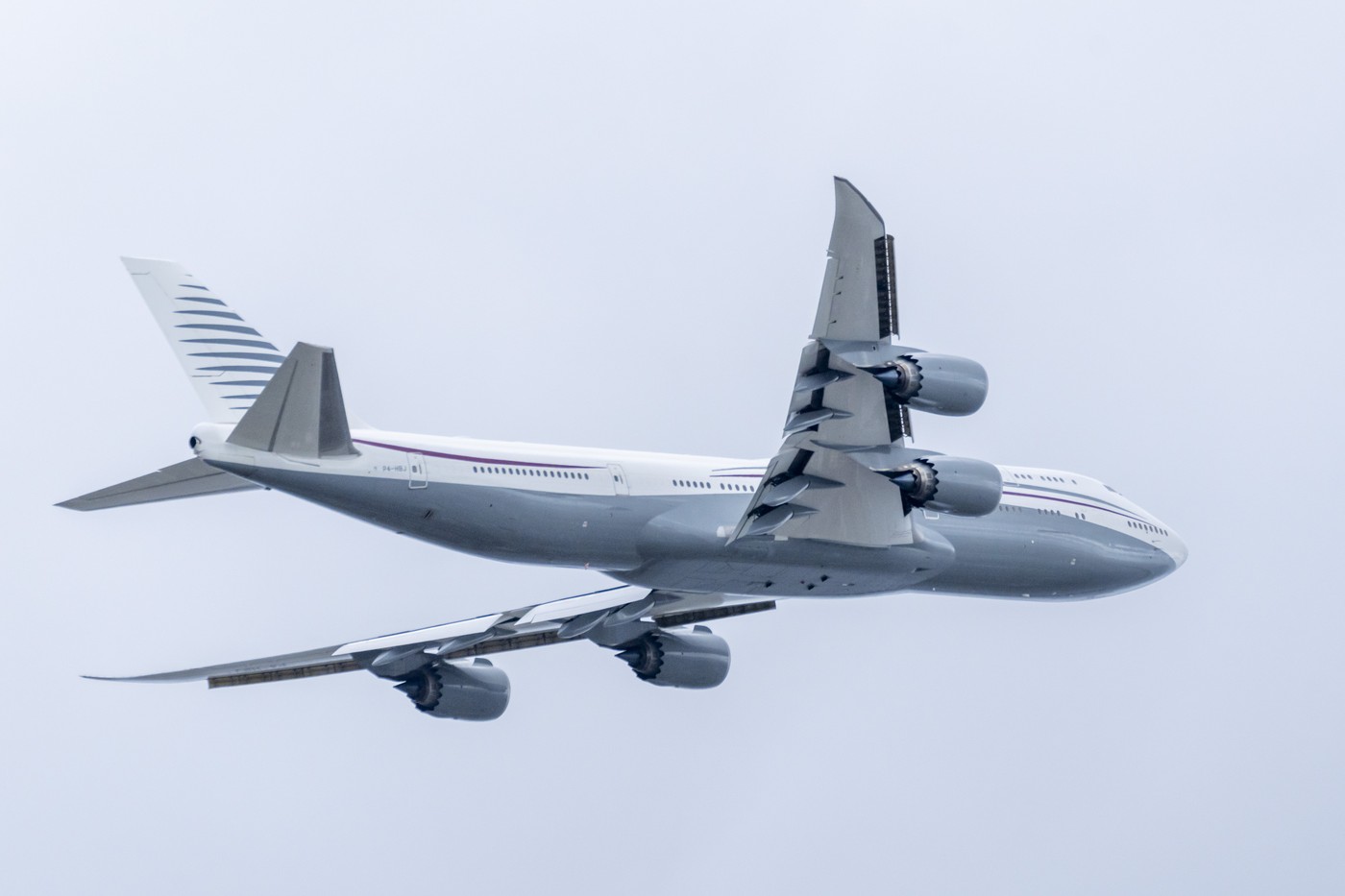 Casa Albă analizează oferta Qatarului pentru un nou avion prezidențial