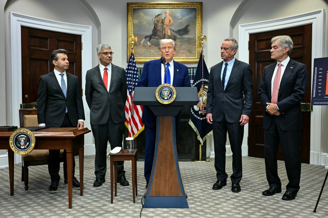 Trump salută acordul comercial de principiu cu BEIJINGUL /„Relația este foarte bună, voi vorbi cu președintele Xi Jinping”