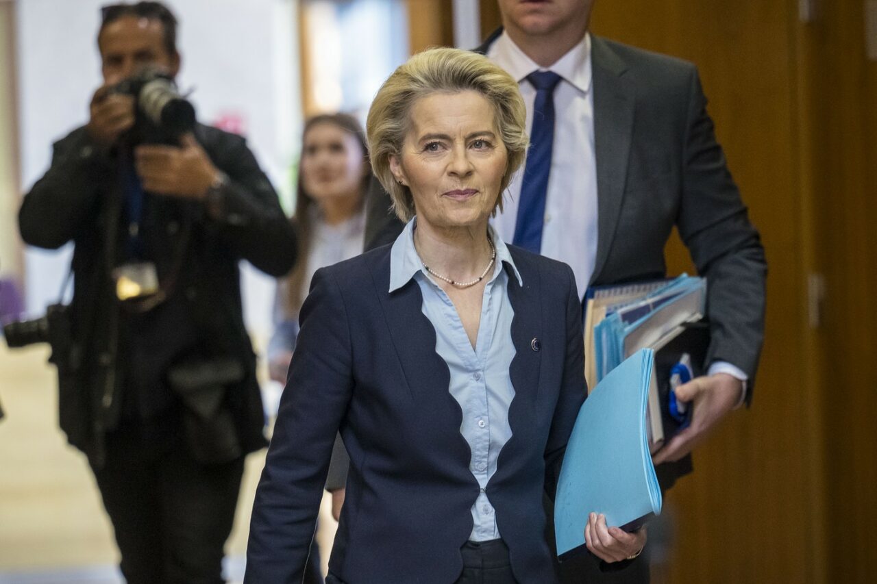 Von der Leyen: UE lucrează la NOI sancțiuni împotriva Rusiei. Pachetul nr. 17 a fost adoptat acum câteva zile