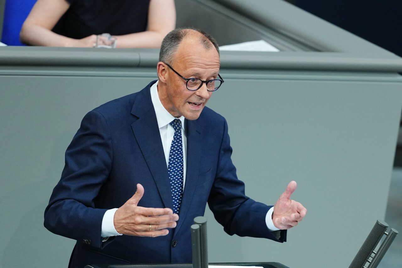 Merz va reduce birocrația și va stimula activitățile economice /„Armata germană trebuie să devină cea mai PUTERNICĂ din Europa”