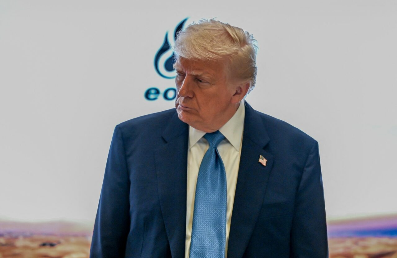 Trump afirmă, după conversația „excelentă” cu Putin, că Rusia și Ucraina încep „imediat” negocierile pentru ARMISTIȚIU