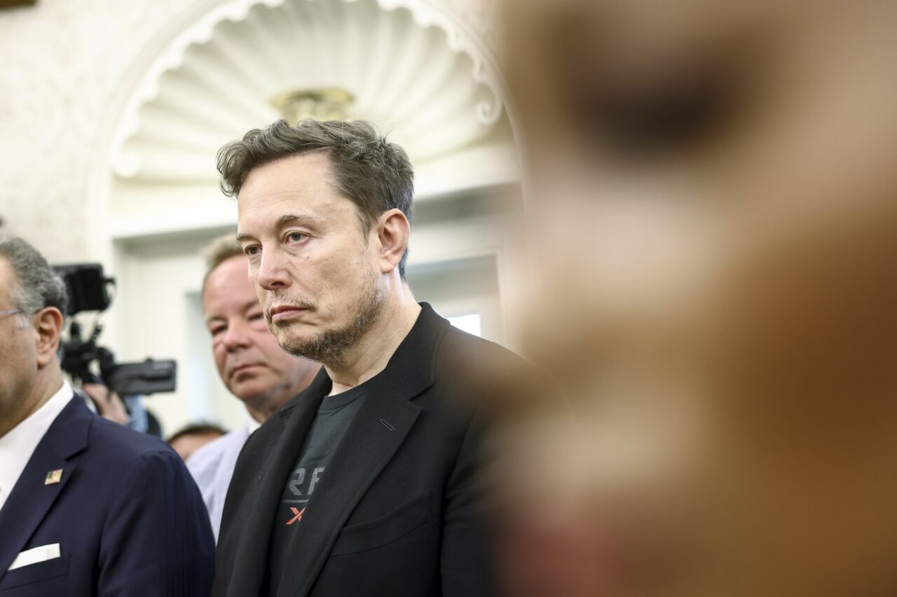 Elon Musk critică proiectul FISCAL al președintelui Donald Trump /„Planul crește deficitul bugetar”