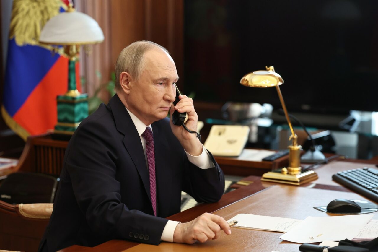 Putin își pregătește terenul, înainte de întâlnirea istorică cu Donald Trump. Președintele rus cere „binecuvântarea” de la apropiații Kremlinului
