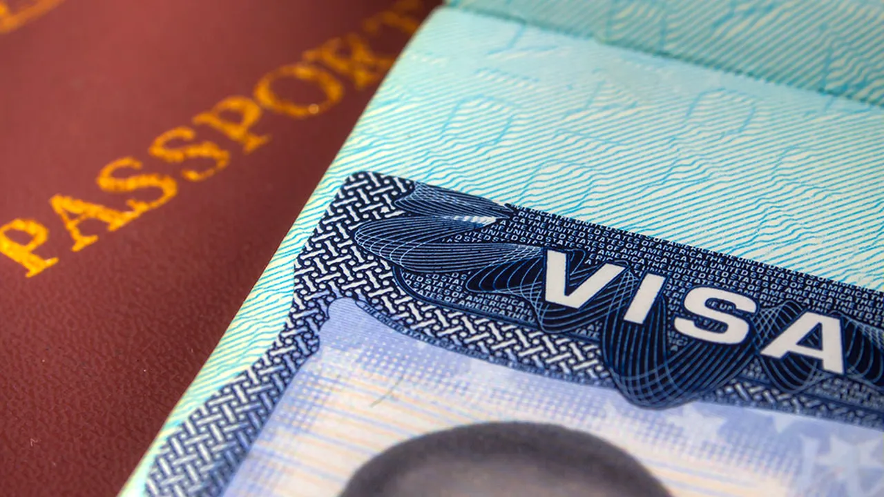 Decizia controversată a SUA: România excludeți din Visa Waiver din cauza anulării alegerilor