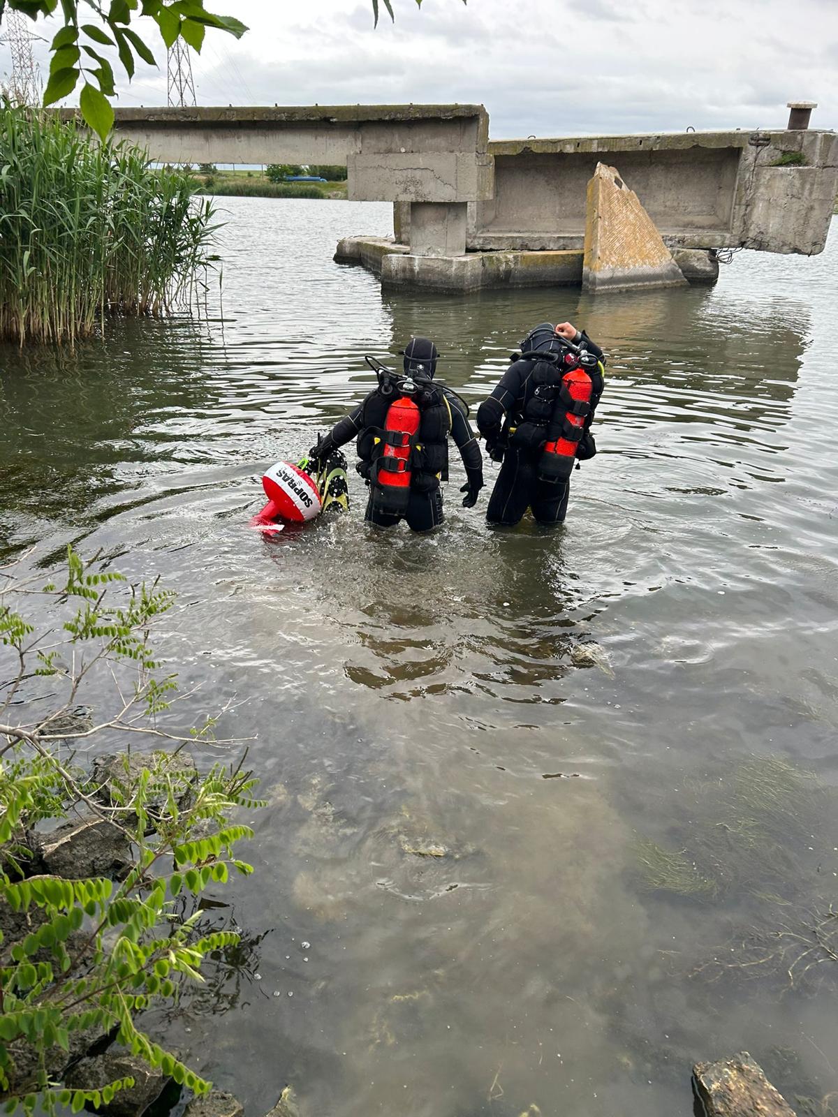 Două persoane, dintre care un MINOR, au căzut în canalul Dunăre – Marea ...