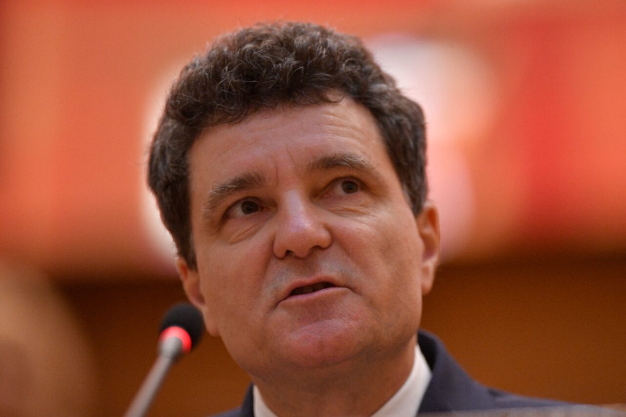 Nicuşor Dan, DISCUȚII cu miniştrii Cseke Attila şi Marcel Boloş pe tema deficitului bugetar