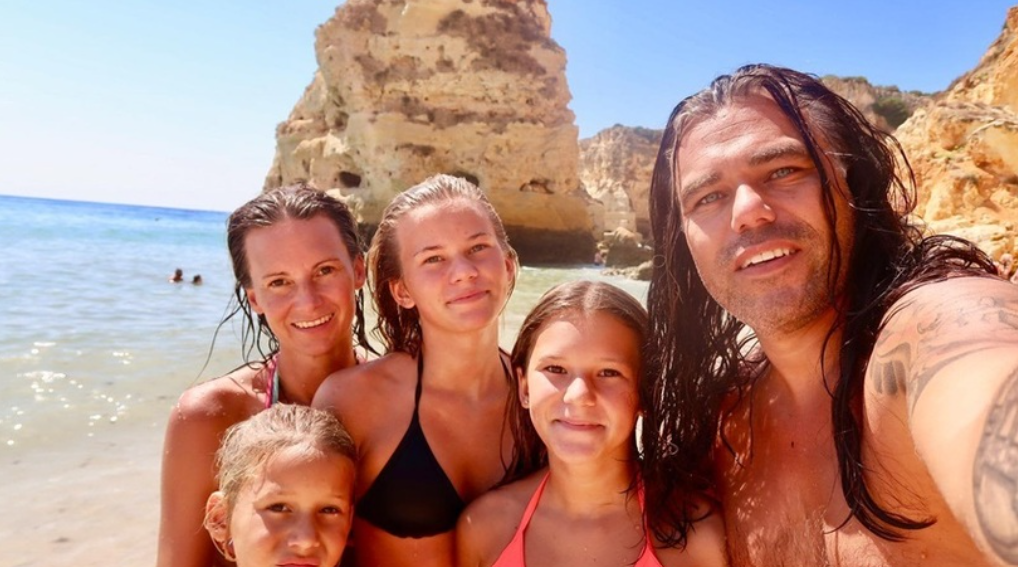 După o serie de răpiri șocante, „Familia BITCOIN” își ascunde conturile de criptomonede pe patru continente