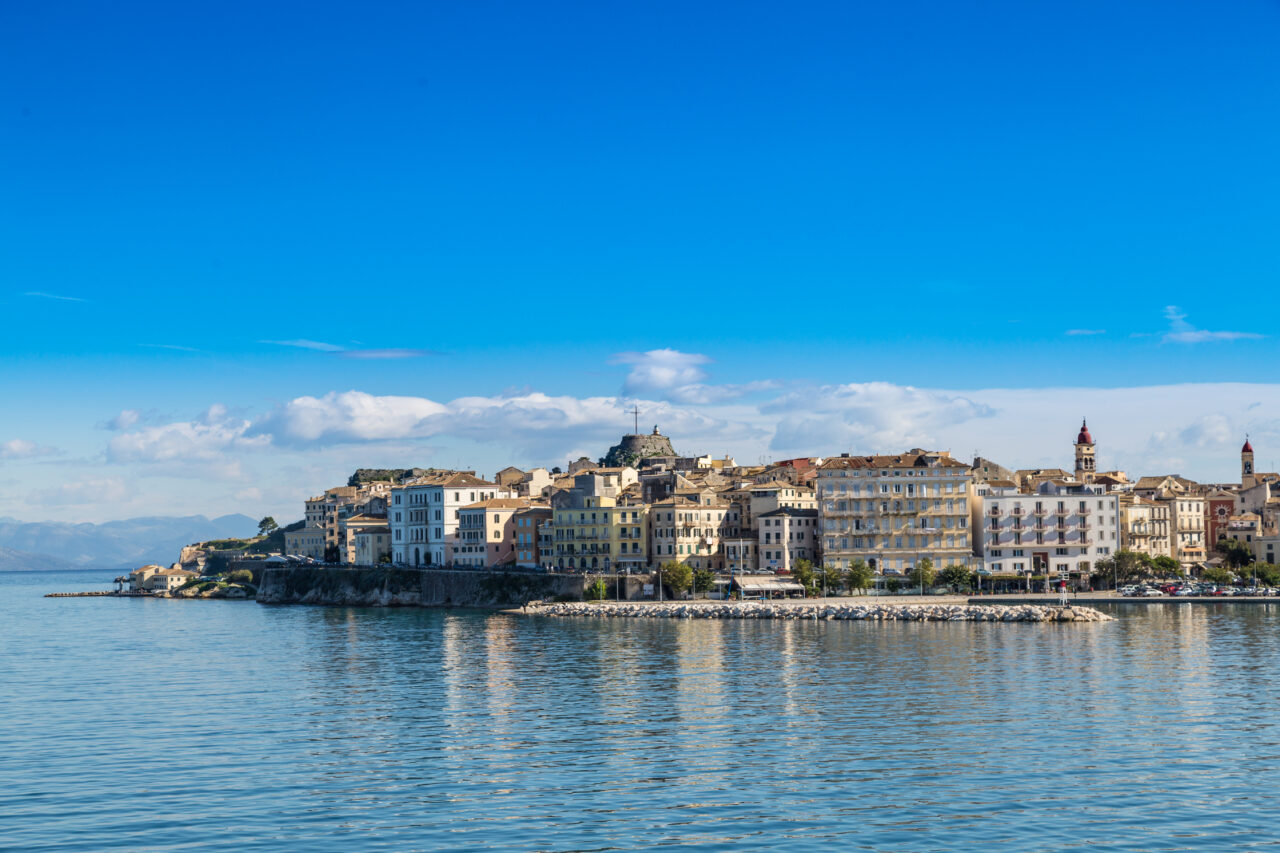 O turistă susține că a avut o experiență ÎNGROZITOARE la all-inclusive în insula Corfu: „Aș fi putut să merg în Caraibe cu acești bani”