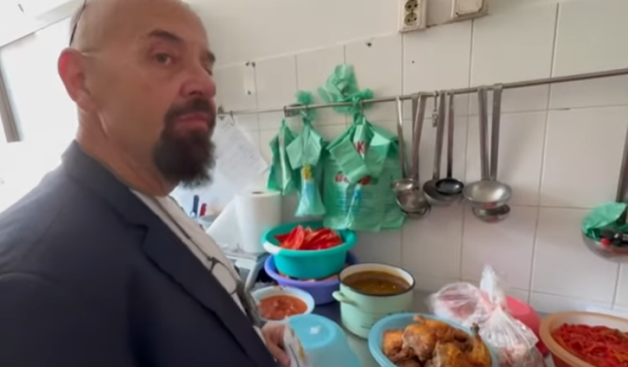 Dosar penal în cazul GRĂDINIȚEI din Sectorul 2. 13 copii și un cadru didactic au ajuns la spital cu toxiinfecție alimentară