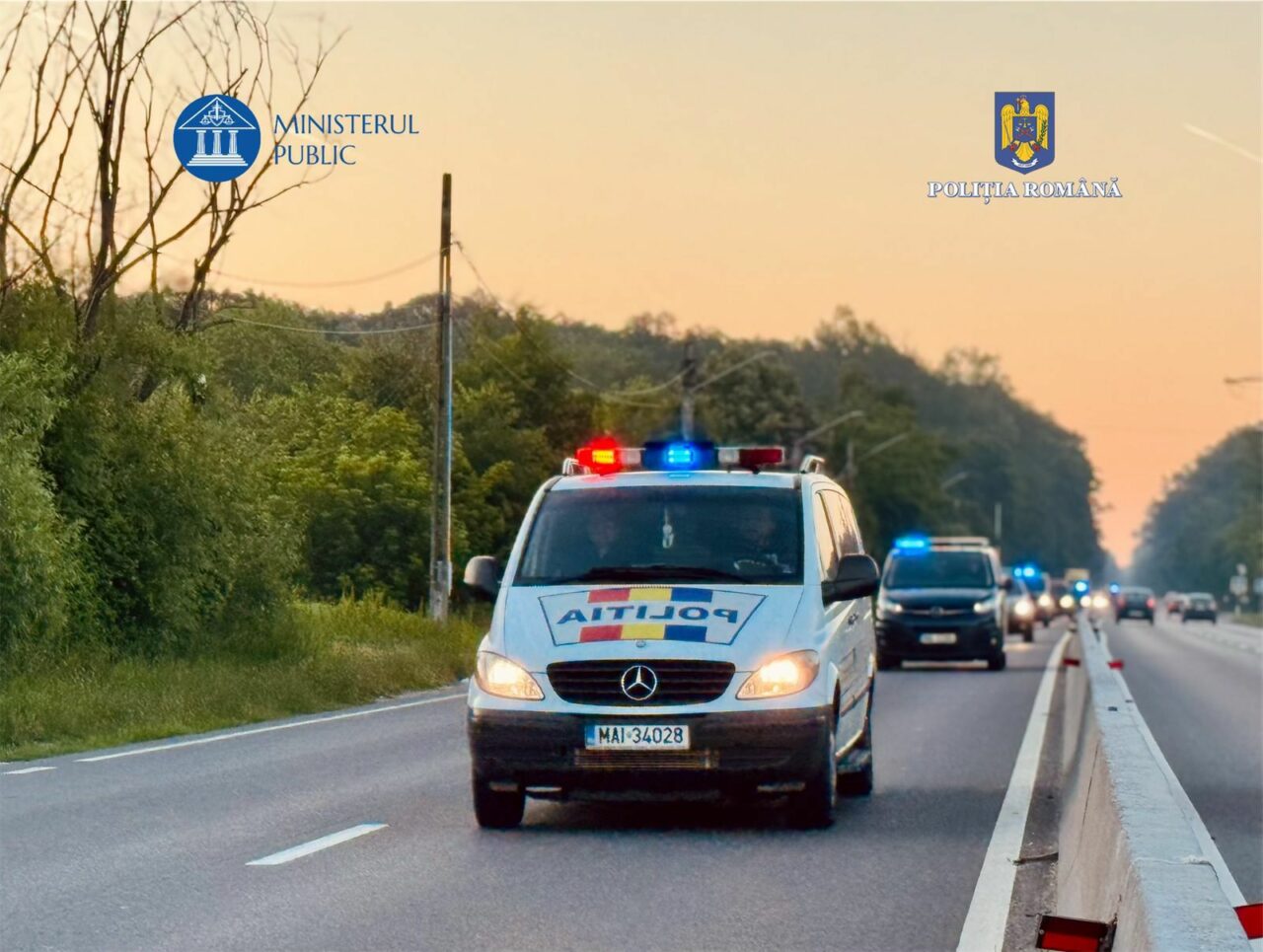 Mascații și polițiștii au descins în Bălteni, “patria fierului vechi”. Operațiune-fulger cu zeci de mandate de percheziții