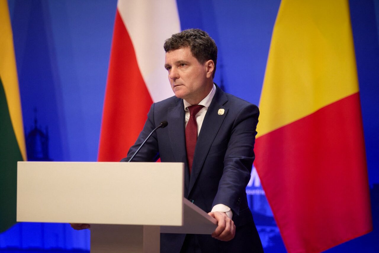 Președintele Nicușor Dan l-a felicitat pe Karol Nawrocki pentru câștigarea ALEGERILOR prezidențiale din Polonia