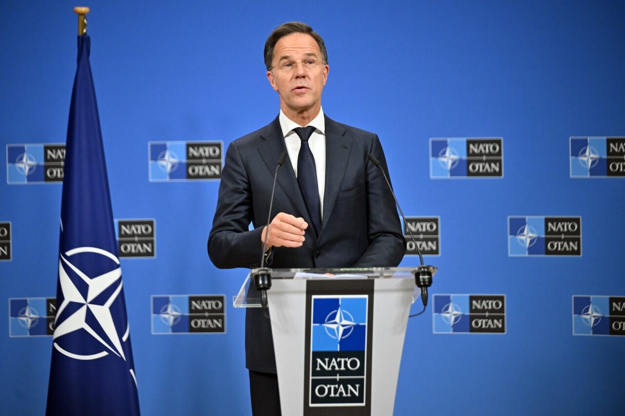 Mark Rutte reafirmă ideea integrării UCRAINEI în NATO, însă fără stabilirea unui termen