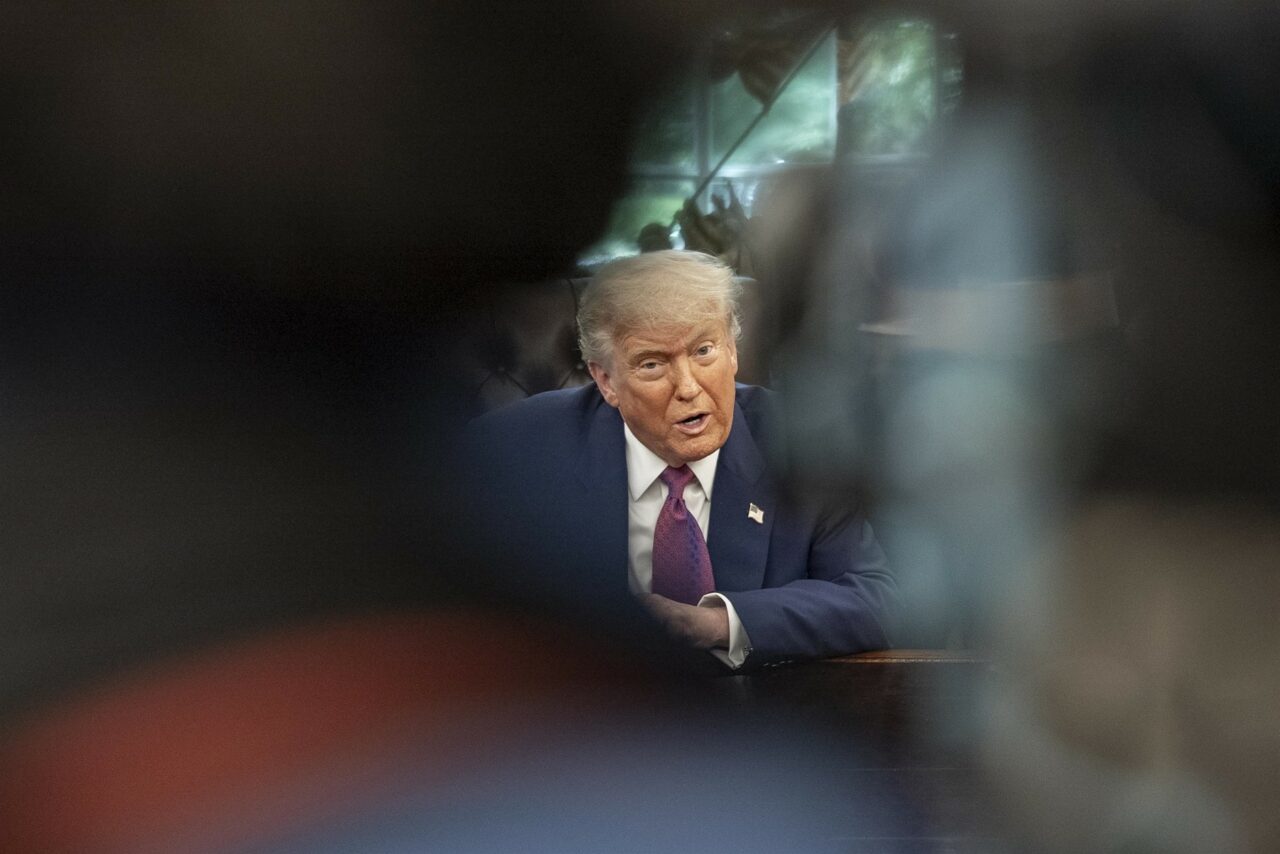 Inflația tinde să se stabilizeze în Statele Unite /Trump insistă ca Fed să reducă substanțial DOBÂNZILE