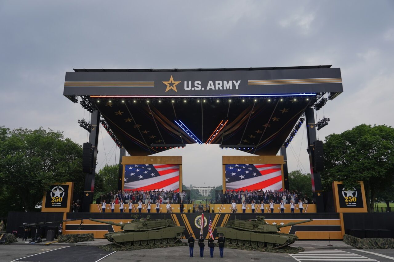 SUA sărbătoresc 250 de ani de la înființarea armatei americane cu o paradă militară. Ceremonia coincide cu ziua de naștere a președintelui Trump