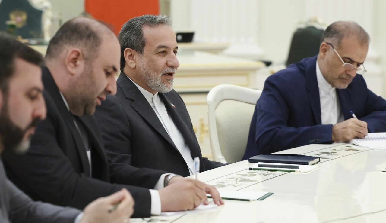 Ministrul iranian de Externe dezvăluie că daunele aduse instalațiilor NUCLEARE sunt „semnificative”/ Teheranul dorește să-și reia programul atomic