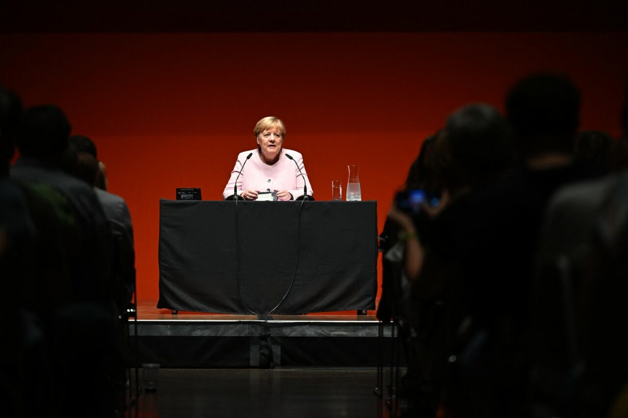 Angela Merkel se DISTANȚEAZĂ de politicile stricte ale Guvernului Merz în materie de imigrație /„Eu așa înțeleg Dreptul european”