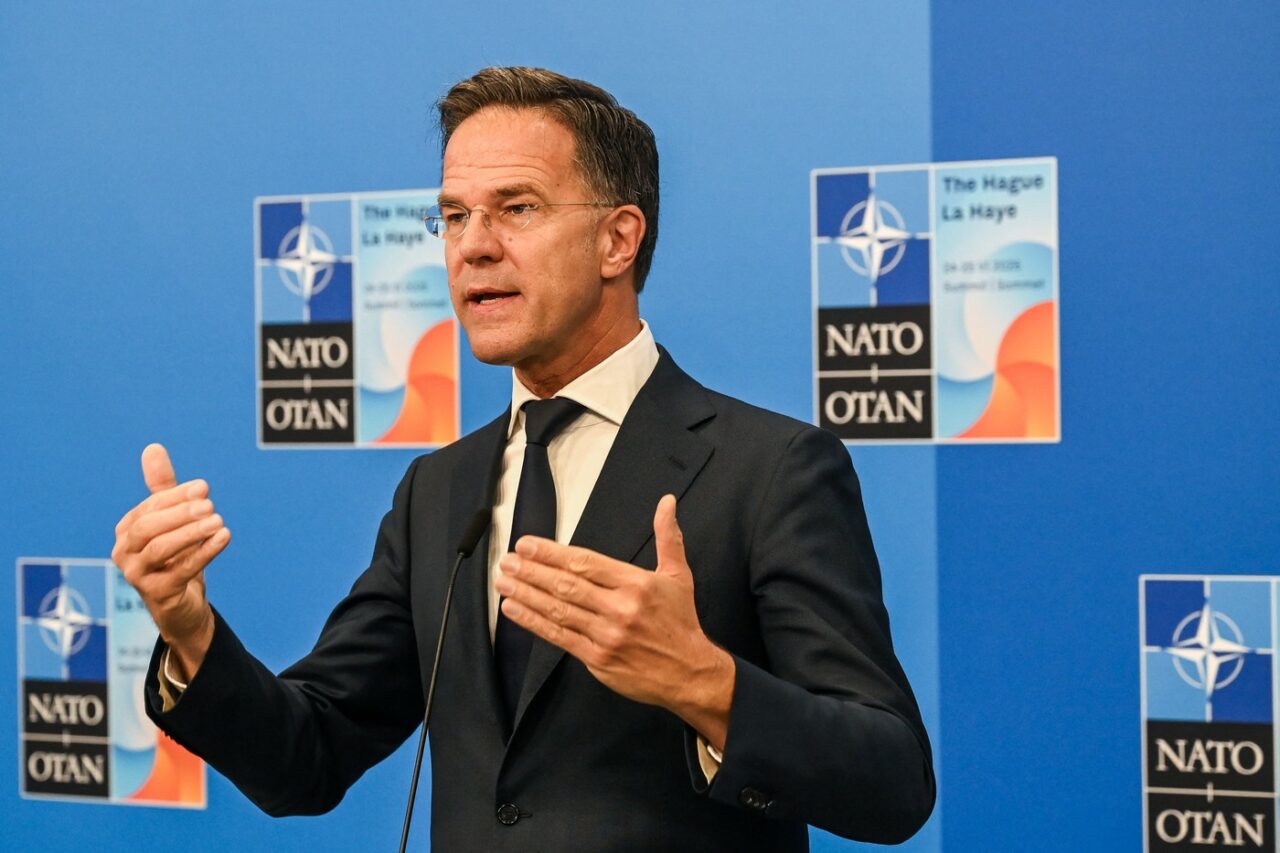 Mark Rutte: Summitul NATO de la Haga, unul „transformațional”, în ciuda viziunilor diferite privind cheltuielile pentru APĂRARE