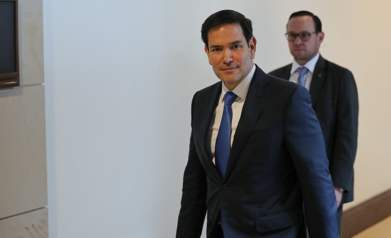 Marco Rubio discută cu premierul pakistanez despre situația din ORIENTUL Mijlociu/ Washingtonul și Islamabadul sprijină menținerea păcii