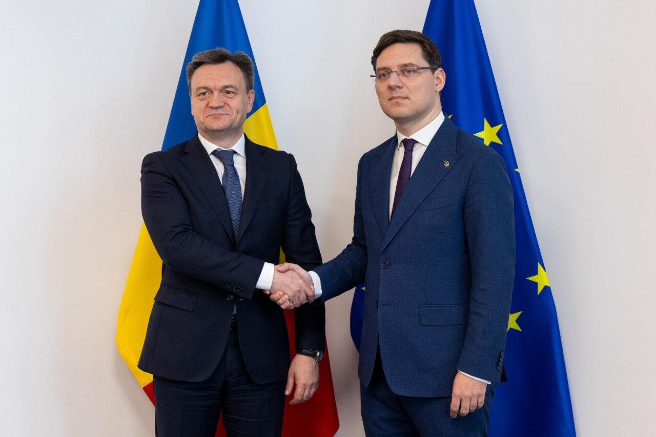 Victor NEGRESCU: „Zilele următoare voi fi în Republica Moldova/ Salut totodată aprobarea strategiei privind aderarea la UE”