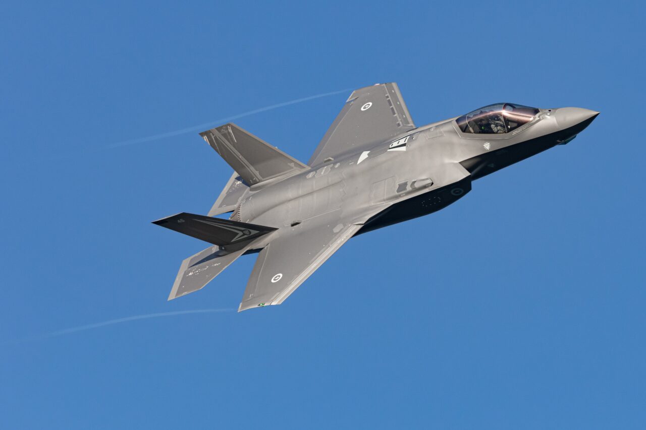Instanță: Vânzarea de către Marea Britanie de componente pentru aeronave F-35 către Israel a fost LEGALĂ