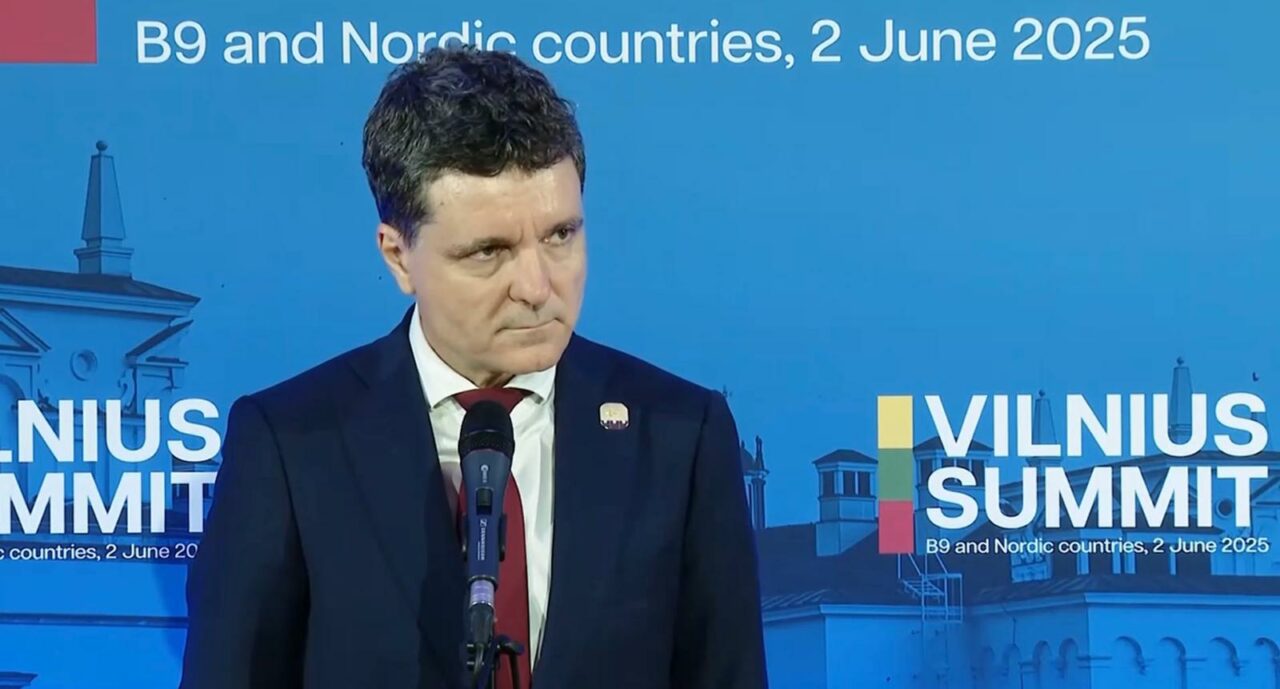 Nicușor Dan îi face pe plac lui Donald Trump în ce priveste bugetul pentru APĂRARE alocat de România. Lecție de matematică: 5% înseamnă 3,5% plus 1,5%