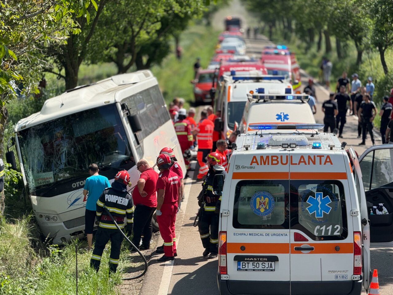 Plan ROȘU de Intervenție în Botoșani, după ce un autocar s-a răsturnat