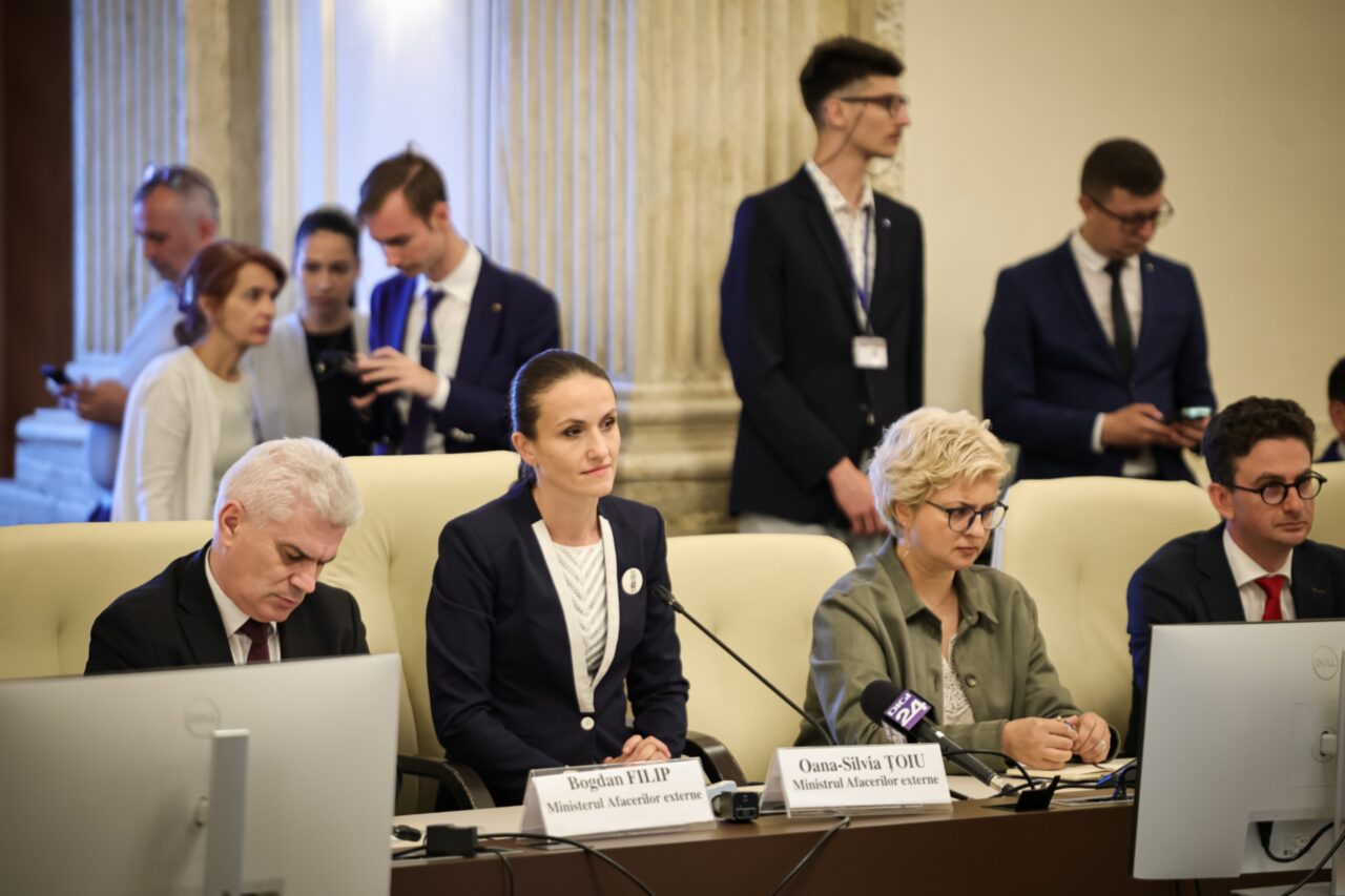 Întâlnire TRUMP–Dan?! Hurezeanu a înmânat invitația către SUA. Oana Țoiu: „Vor fi demersuri foarte clare în această direcție”