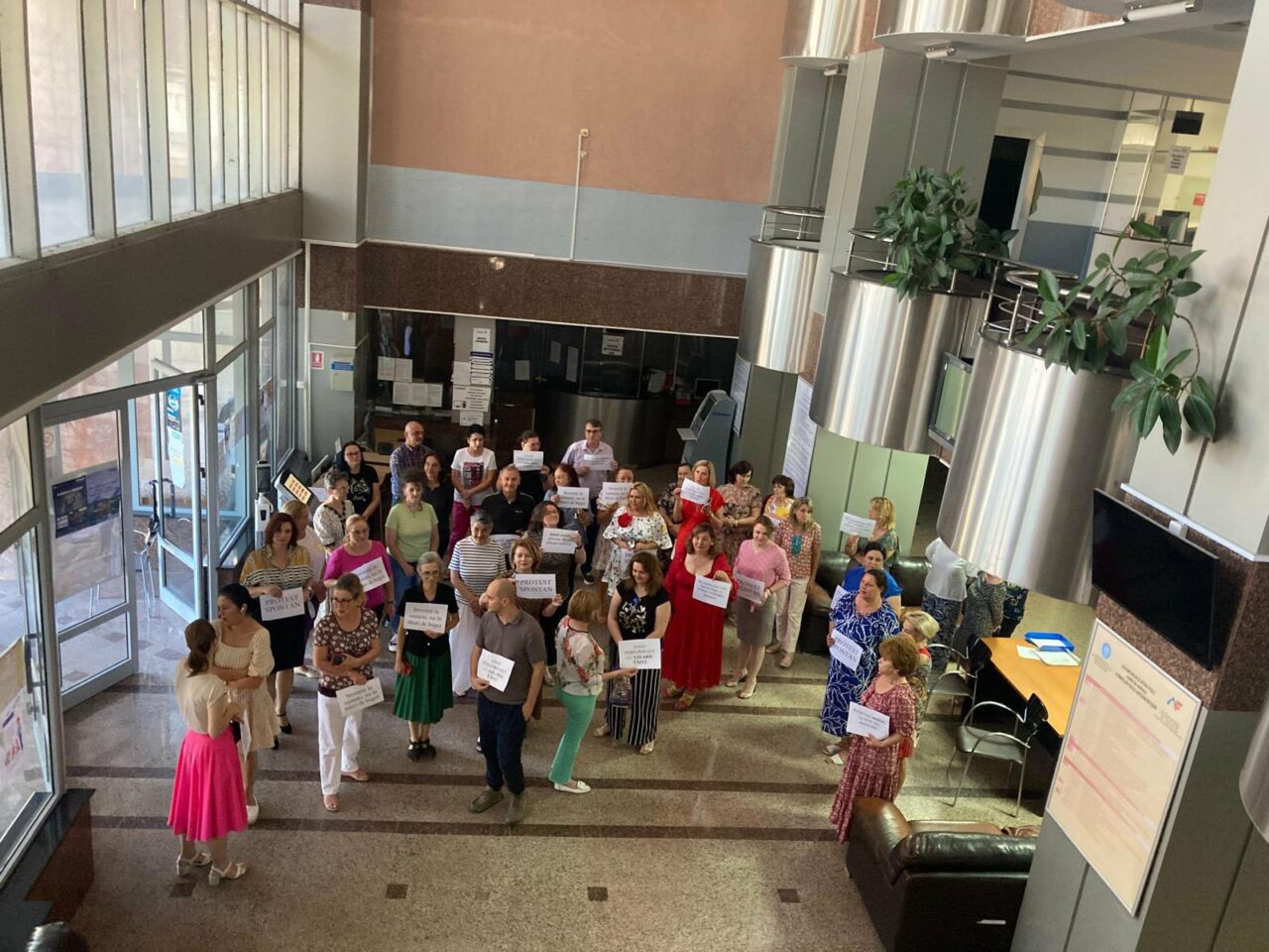 Noi proteste la ANAF: „Diminuarea sporurilor reprezintă o măsură cinică”