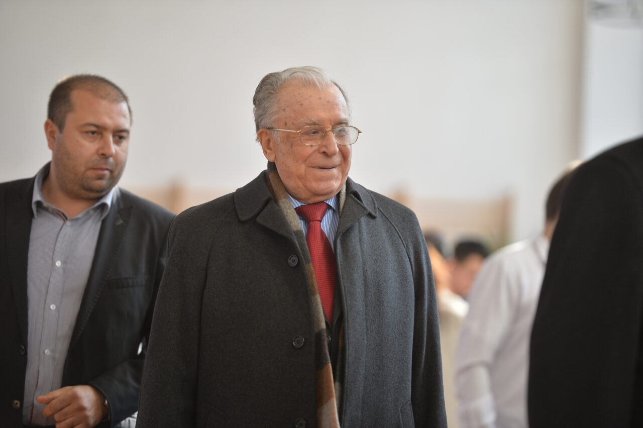 Ultimele informații despre starea de sănătate a lui Ion Iliescu: „Este în continuare pe oxigen”