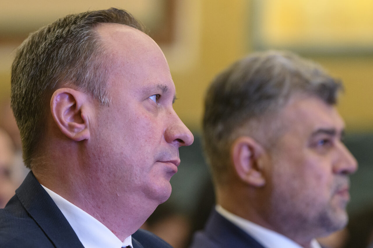 Un fost ministru, atac indirect la adresa lui Radu Miruță : „Să țipi toată ziua, ISTERIC, despre sinecuriștii lor, dar să ți-i pui pe ai tăi”