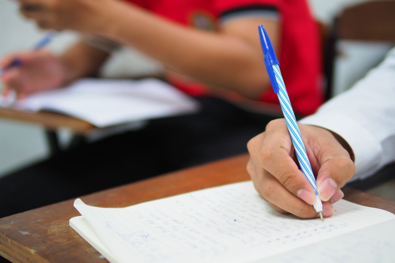 A crezut că nu vede bine! Un elev din Sibiu, care luase inițial 5,85 la BAC, a depus imediat contestație. Ce notă a obținut în final