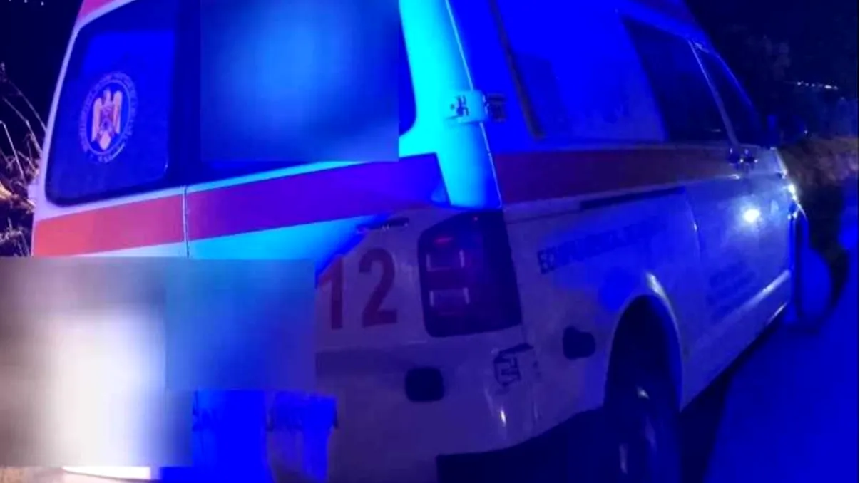 Ce se mai fură în România: un bărbat de 46 de ani a fugit cu o AMBULANȚĂ din curtea Spitalului Judeţean de Urgenţă Giurgiu